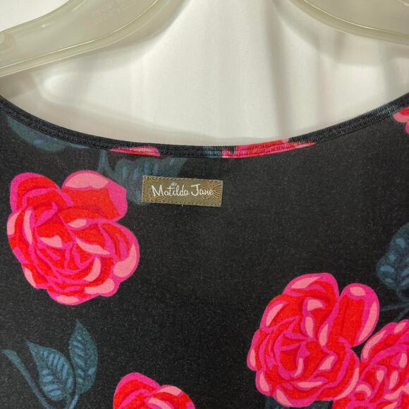 Matilda Jane shirt blouse top women's XL pink and red roses on black stretchy - Picture 7 of 16
